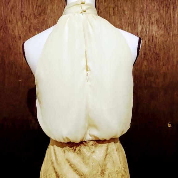 Forever 21 Dresses & Skirts - ✨ Forever 21 halter dress ✨